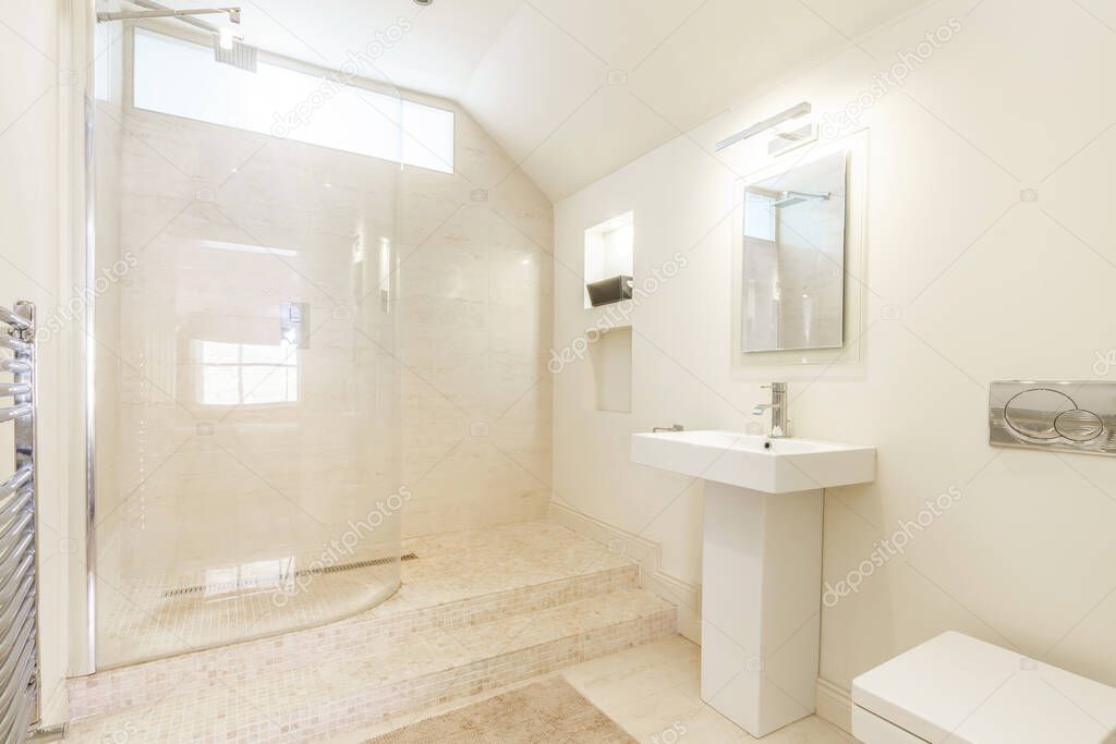 Bright small modern bathroom
