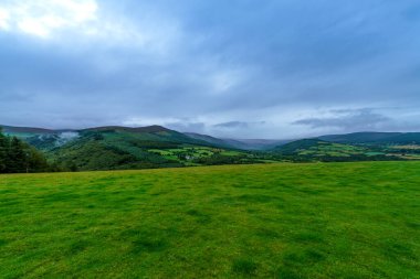 İrlanda 'nın Wicklow ilçesinin güzel manzarası