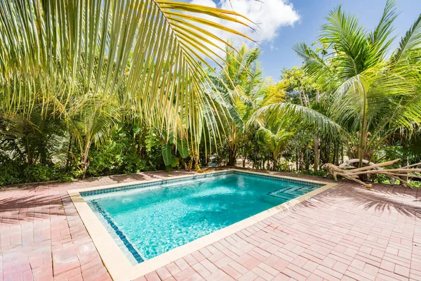 Piscina Curaçao Vista Para Uma Pequena Ilha Caribenha Nas Antilhas — Fotografia de Stock