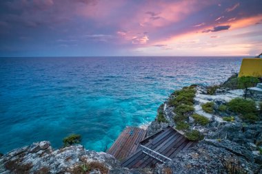 Curacao 'nun Karayipler adasında gün batımı