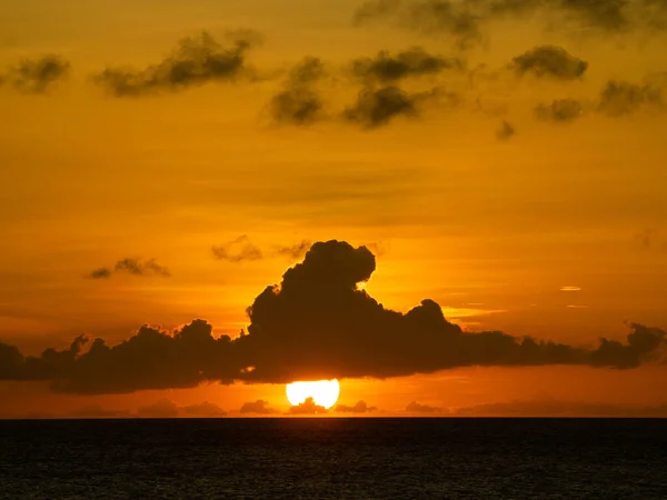 Segeln Bei Sonnenuntergang Blick Auf Die Tropische Karibikinsel Curacao — Stockfoto