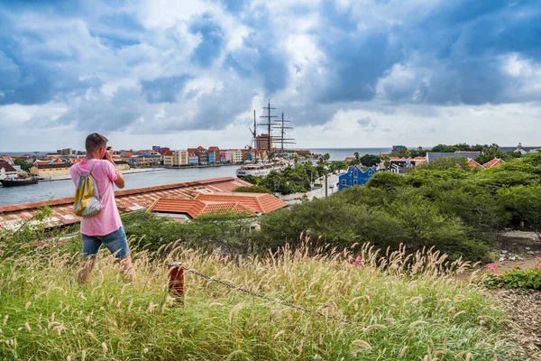 Прогулюючись Містом Отробанда Куракао Бачить Маленький Карибський Острів Гнилих Антильських — стокове фото