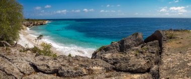 Karayip adası Curacao 'daki sahil manzarası 