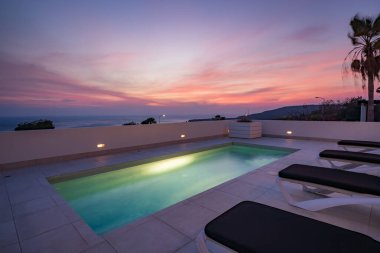 Curacao 'daki tipik bir tropik adanın güzel manzarası