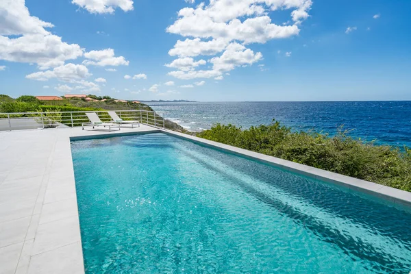 Luksusowy Ośrodek Hotelowy Basen Pięknym Widokiem Morze Karaibskie — Zdjęcie stockowe