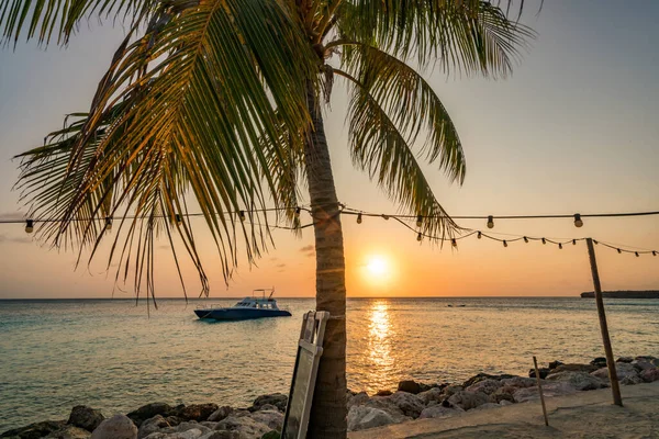 Pôr Sol Sobre Oceano Curaçao Com Bebidas — Fotografia de Stock