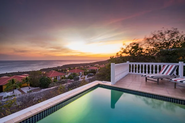 Bevande Tramonto Piscina Costa Curacao — Foto Stock