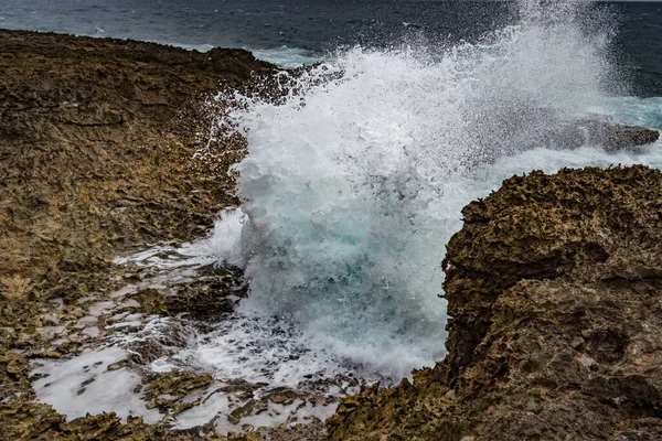 Olas Mar Fascinantes Salpicaduras Verdadero Poder Naturaleza — Foto de Stock