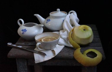 Hayat: çay servisi, çay, bardak, bıçak.