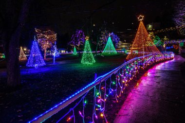 Geceleyin noel aydınlanması