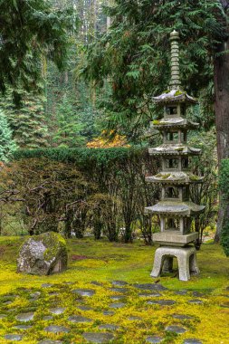 Japon Bahçesinde Yapı, OR