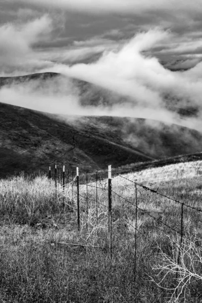Σύννεφα Που Κινούνται Πάνω Από Λόφο Χώρα Στην Palouse — Φωτογραφία Αρχείου
