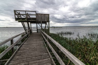 Bannseegraben yakınlarındaki Gözcü Kulesi, Steinhuder Meer, Almanya