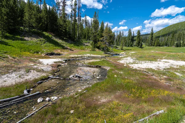 Manantial Clearwater Parque Nacional Yellowstone — Foto de Stock