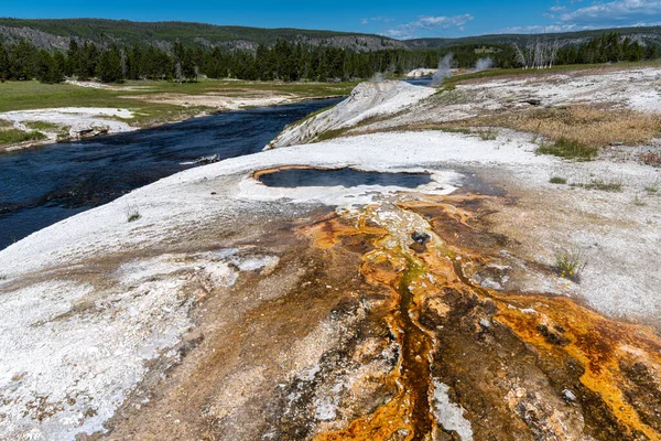 South Scalloped Spring Firehole River Upper Geyser Basin Yellowstone National — Foto de Stock