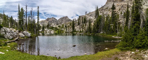 Liten Sjö Intill Sawtooth Lake Sawtooth Wilderness Sawtooth Mountain Area — Stockfoto