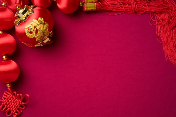 Decorações Ano Novo Chinês Com Fundo Vermelho Com Decorações Variadas — Fotografia de Stock
