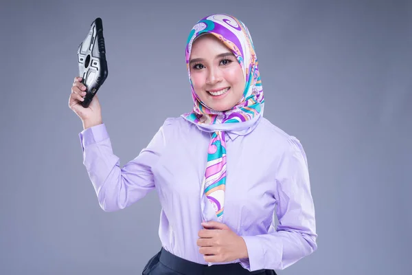 Half Length Portrait Attractive Muslim Woman Wearing Business Attire Hijab — Stock Photo, Image