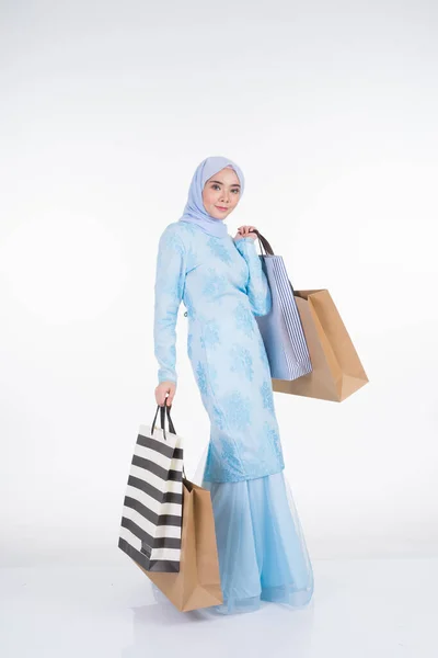 Bellissimo Modello Femminile Musulmano Abito Tradizionale Asiatico Kurung Moderno Portando — Foto Stock