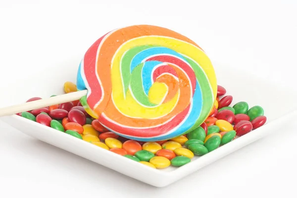 Arrangement Créatif Bonbons Colorés Bonbons Sur Fond Blanc — Photo