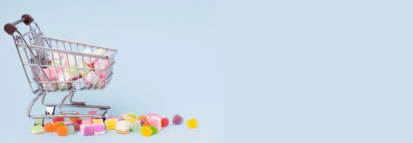 Creative Arrangement Colorful Candies Sweets Pastel Background — Stock Photo, Image