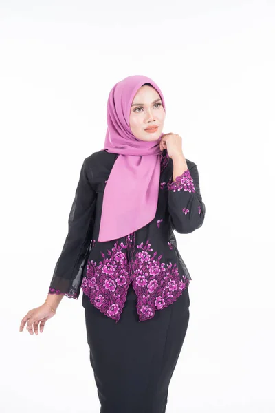 Schöne Weibliche Modell Kebaya Und Hijab Eine Moderne Lifestyle Kleidung — Stockfoto