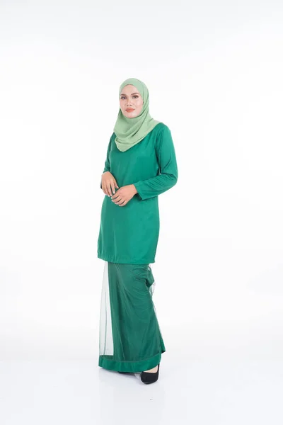 Mooi Vrouwelijk Model Moderne Kurung Hijab Een Moderne Levensstijl Kleding — Stockfoto