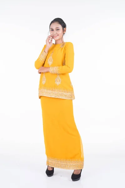 Vacker Kvinnlig Asiatisk Modell Olika Poser Bär Modern Kurung Malaysisk — Stockfoto