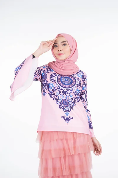 Beautiful Muslim Female Model Wearing Modern Apparel Hijab Urban Lifestyle — Stock Photo, Image