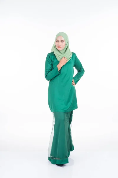 Прекрасна Жіноча Модель Сучасного Курунгу Хіджабу Сучасного Способу Життя Мусульманських — стокове фото