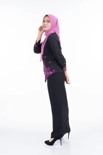 Modelo Feminino Bonito Kebaya Hijab Vestuário Estilo Vida Moderno Para — Fotografia de Stock