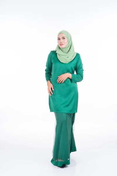 Hermosa Modelo Femenina Kurung Moderno Hijab Una Ropa Estilo Vida — Foto de Stock