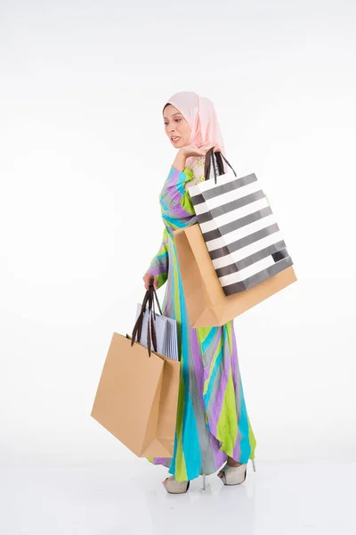 Beautiful Happy Muslim Female Model Traditional Kaftan Caftan Dress Carrying — Stock Photo, Image