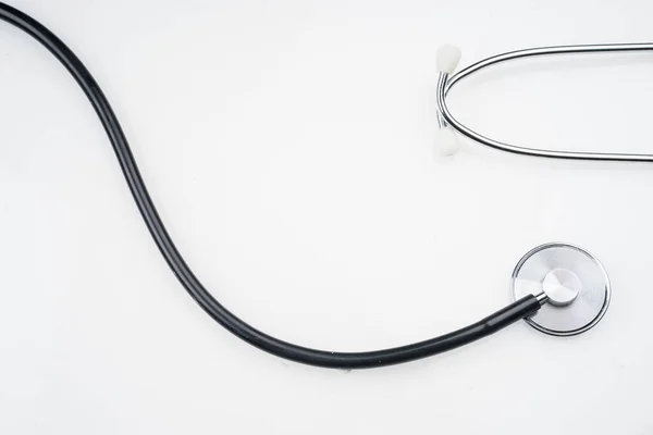 Medizin Oder Gesundheitskonzept Stethoskop Isoliert Auf Weißem Hintergrund Flache Lage — Stockfoto