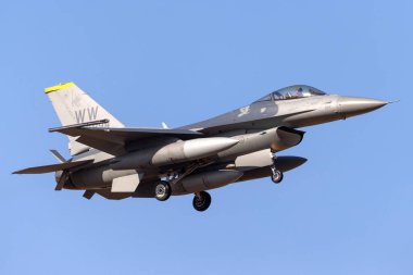 Avalon, Avustralya - 22 Şubat 2013: Birleşik Staes Hava Kuvvetleri (USAF) Lockheed F-16CJ Savaş Falcon 92-3894 14. Avcı Filosu, 35.