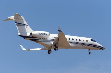 Avalon, Avustralya - 25 Şubat 2013: Gulfstream Aerospace G280 çift motorlu lüks iş jeti N280GD.