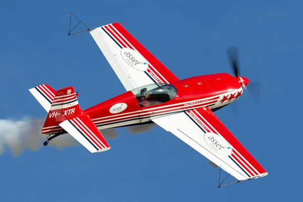 Rowland Flat Australien April 2013 Kunstflugpilot Paul Andronicou Fliegt Einmotoriges — Stockfoto