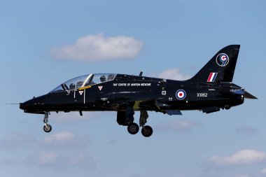 RAF Fairford, Gloucestershire, İngiltere - 10 Temmuz 2014: Kraliyet Hava Kuvvetleri (RAF) Hawker Siddeley Hawk T.1 X162 Kraliyet Hava Kuvvetleri Tıp Merkezi.
