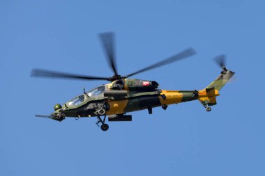 Farnborough, İngiltere - 16 Temmuz 2014: Türk Ordusu (Türk Kara Kuvvetleri) Tai (AgustaWestland) T129 saldırı helikopteri.