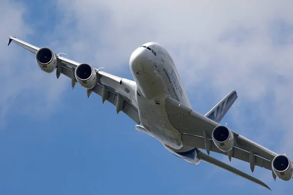 Farnborough Ngiltere Temmuz 2014 Airbus A380 841 Büyük Dört Motorlu — Stok fotoğraf