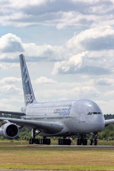 Farnborough Велика Британія Липня 2014 Airbus A380 841 Великий Чотиримоторний — стокове фото