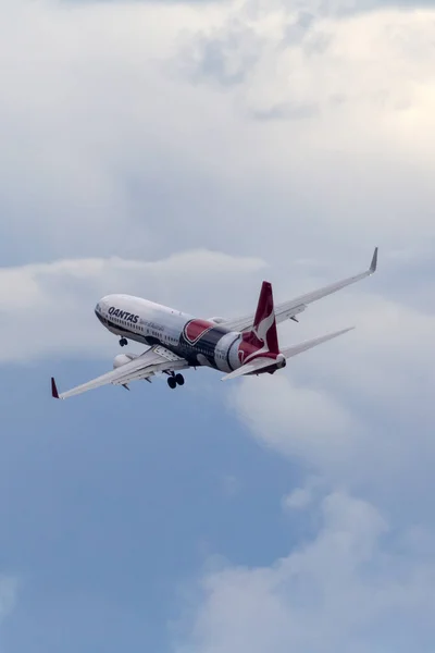 Мельбурн Австралия Марта 2014 Года Самолеты Qantas Boeing 737 Xzj — стоковое фото