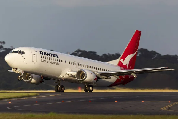 Melbourne Austrália Novembro 2011 Qantas Boeing 737 476 Tjl Decolando — Fotografia de Stock