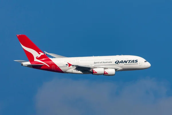 Melbourne Austrália Setembro 2011 Qantas Airbus A380 842 Oqg Partindo — Fotografia de Stock