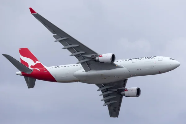 Melbourne Austrália Março 2013 Qantas Airbus A330 202 Grande Avião — Fotografia de Stock