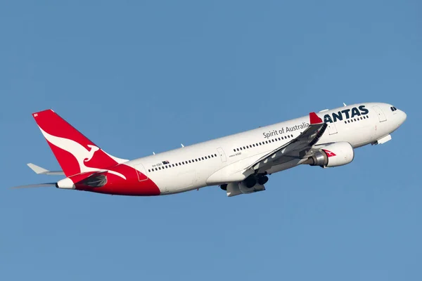 Sydney Austrália Outubro 2013 Qantas Airbus A330 Grande Avião Passageiros — Fotografia de Stock