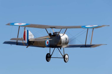 Tyabb, Avustralya - 9 Mart 2014: Sopwith Pup (replica) VH-SOR birinci Dünya Savaşı çift kanatlı savaş uçağı.