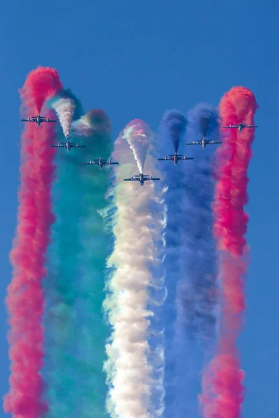 Пайерн Швейцария Сентября 2014 Года Команда Fursan Aerobatic Ввс Объединенных — стоковое фото