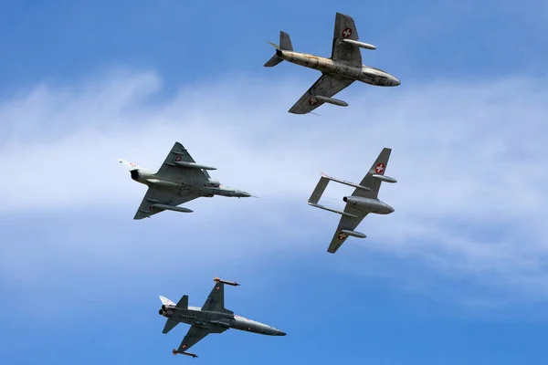 Payerne Schweiz August 2014 Formation Ehemaliger Düsenflugzeuge Der Schweizer Luftwaffe — Stockfoto