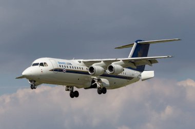 RAF Fairford, Gloucestershire, İngiltere - 11 Temmuz 2014: QinetiQ Avro RJ70 model G-BVRJ Empire Test Pilotları Okulu.